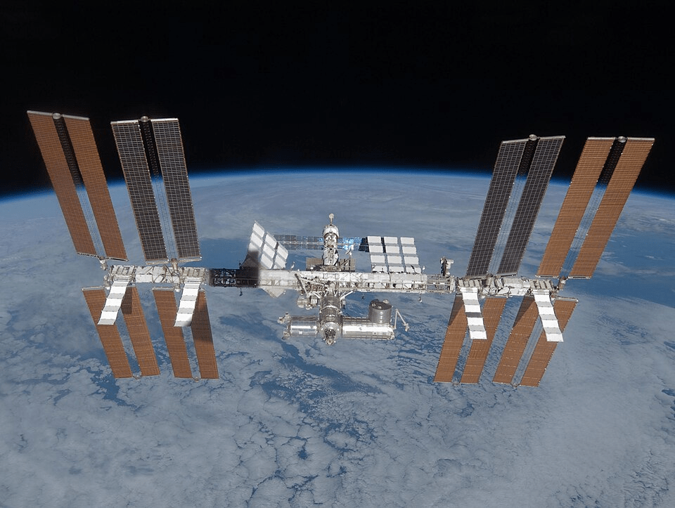 Tiny Worlds, Infinite Journeys: Cultivating Tomorrow’s Space&nbsp;Diet